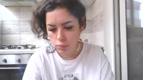 prettyjulliette online show from 10, 11, 2025