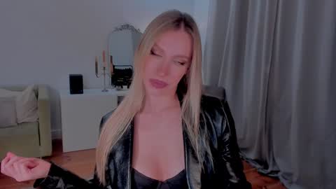Snapshot of prettyk1ller chatting on 7, 12, 2024 Eva online show from 7, 12, 2024
