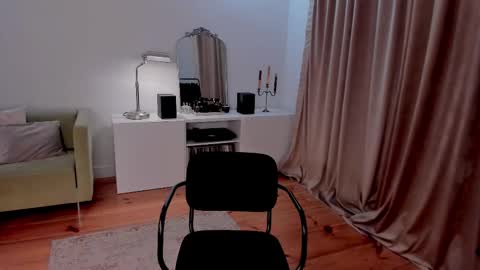 Snapshot of prettyk1ller chatting on 9, 2, 2025 Eva online show from 9, 2, 2025