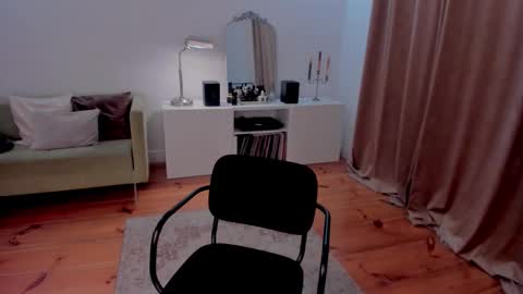 Snapshot of prettyk1ller chatting on 11, 3, 2025 Eva online show from 11, 3, 2025