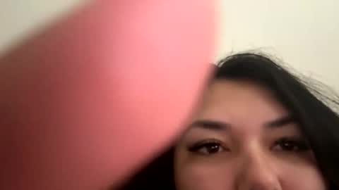 prettylatinamomma01 online show from 1, 3, 2026