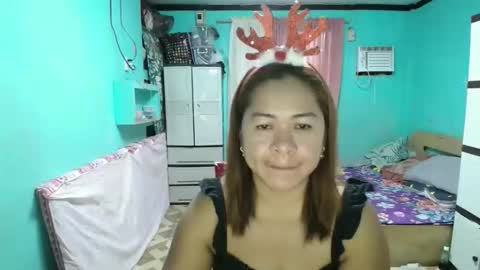 Snapshot of prettylittleliar1987 chatting on 23, 12, 2025 Abby online show from 23, 12, 2025