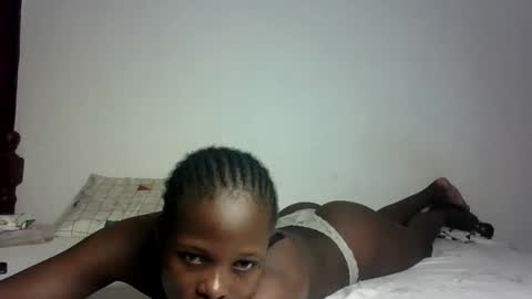 Snapshot of prettymelly_ chatting on 25, 2, 2025 Melly online show from 25, 2, 2025