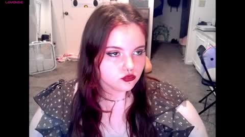 Snapshot of prettypearl123 chatting on 9, 9, 2025 pretttypearl online show from 9, 9, 2025