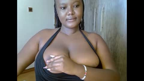 Snapshot of prettypearl_ chatting on 26, 12, 2024 pearl online show from 26, 12, 2024