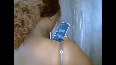 Snapshot of prettypearl_ chatting on 9, 1, 2025 pearl online show from 9, 1, 2025