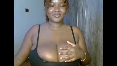 Snapshot of prettypearl_ chatting on 20, 1, 2025 pearl online show from 20, 1, 2025