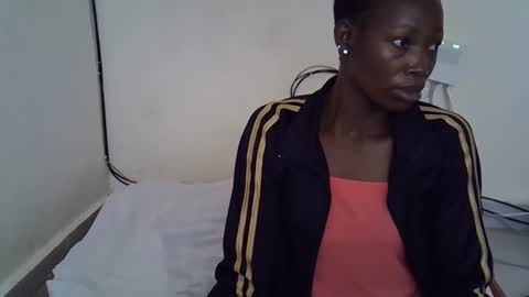 Pretty Queen online show from 10, 11, 2025