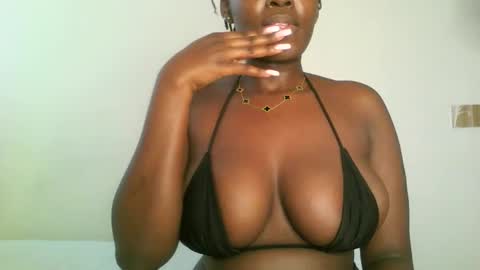 prettyvishy online show from 6, 3, 2025