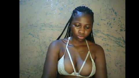 Snapshot of prettyxxpac chatting on 4, 6, 2026 prettyxxpac online show from 4, 6, 2026