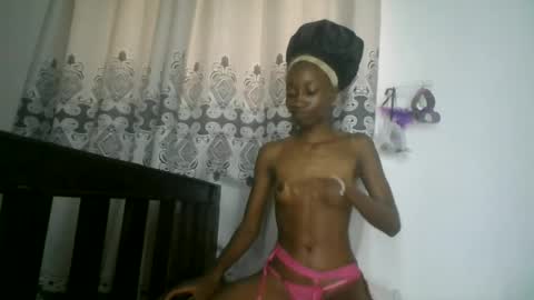 Snapshot of pretylittle11 chatting on 21, 6, 2026 PRETY online show from 21, 6, 2026