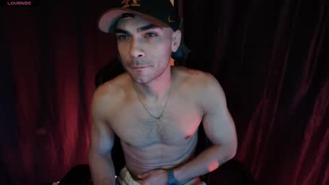 Snapshot of pridelgtbi chatting on 21, 12, 2025 pridelgtbi online show from 21, 12, 2025