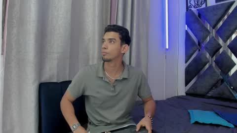 prince_arthur77 online show from 1, 2, 2025