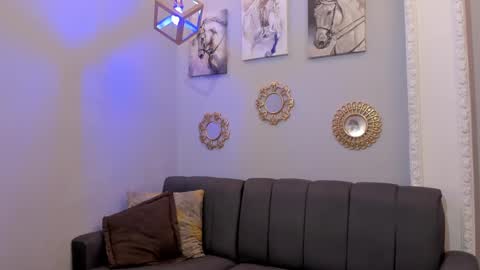 prince_arthur77 online show from 18, 2, 2025