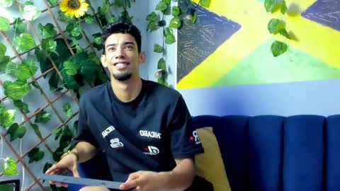 prince_arthur77 online show from 15, 10, 2025