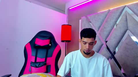 Snapshot of prince_arthur77 chatting on 18, 1, 2026 prince_arthur77 online show from 18, 1, 2026