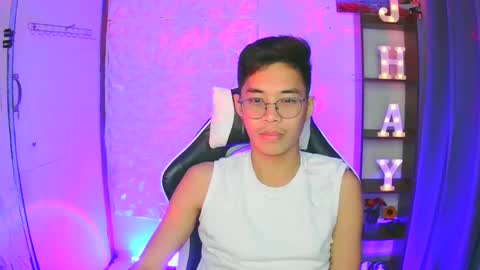 Snapshot of prince_harrison chatting on 21, 10, 2025 prince_harrison online show from 21, 10, 2025