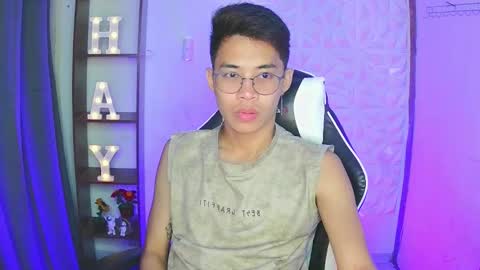 Snapshot of prince_harrison chatting on 24, 10, 2025 prince_harrison online show from 24, 10, 2025