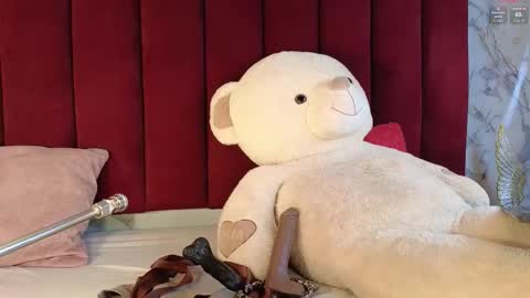 Snapshot of prince_poppy_ chatting on 16, 11, 2025 PRINCEPOPPY online show from 16, 11, 2025