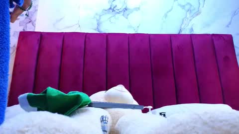 Snapshot of prince_poppy_ chatting on 21, 12, 2025 PRINCEPOPPY online show from 21, 12, 2025