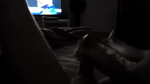 MAKE ME SPRAY - should I sit on it  online show from 10, 1, 2026