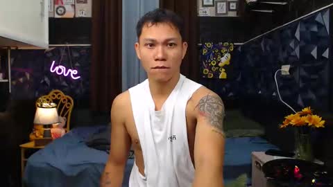 Snapshot of princenavheen chatting on 8, 11, 2025 Prince online show from 8, 11, 2025