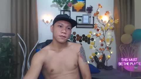 Snapshot of princenavheen chatting on 16, 11, 2025 Prince online show from 16, 11, 2025