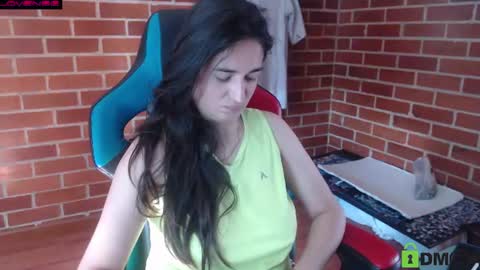 Snapshot of princesa_leia_zathur chatting on 8, 7, 2026 Leia online show from 8, 7, 2026