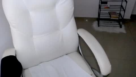 valery dollx online show from 17, 12, 2024
