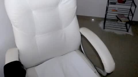 valery dollx online show from 23, 12, 2024