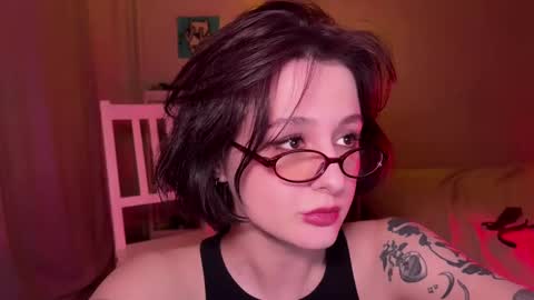 Snapshot of princess_euphoria chatting on 3, 1, 2025 Kristina online show from 3, 1, 2025