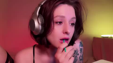 Snapshot of princess_euphoria chatting on 1, 3, 2025 Kristina online show from 1, 3, 2025