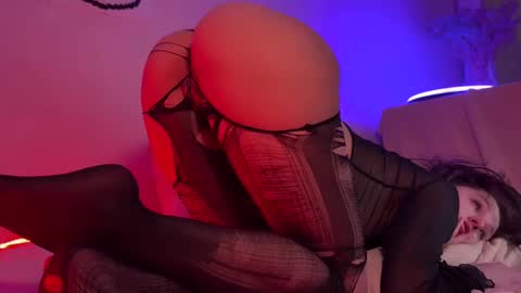 Snapshot of princess_euphoria chatting on 6, 3, 2025 Kristina online show from 6, 3, 2025