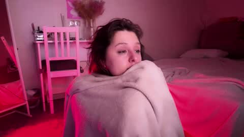 Snapshot of princess_euphoria chatting on 12, 9, 2025 Kristina online show from 12, 9, 2025