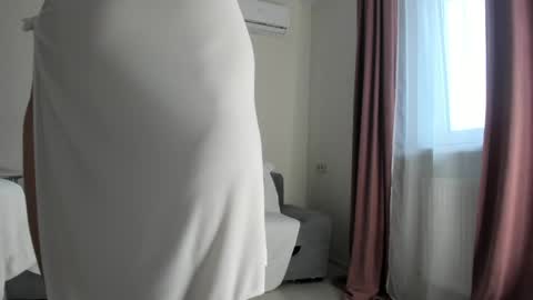 Snapshot of princess_moana chatting on 4, 5, 2026 princess_moana online show from 4, 5, 2026