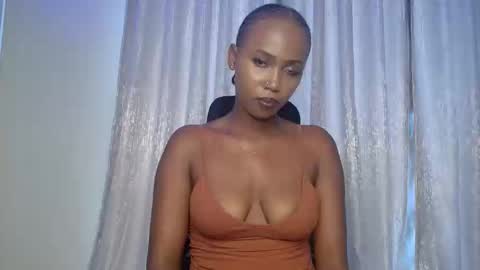 Snapshot of princess_princessa chatting on 2, 2, 2025 princess_princessa online show from 2, 2, 2025