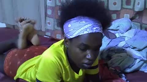 Snapshot of princess_scovia chatting on 4, 10, 2025 princess_scovia online show from 4, 10, 2025
