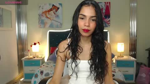 princess_skinny18 online show from 17, 4, 2026