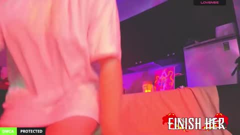 Snapshot of princess_sofiee chatting on 5, 12, 2025 Yo Im Sofiee online show from 5, 12, 2025