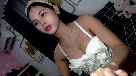 Estela online show from 2, 1, 2025
