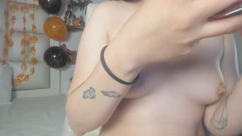 Snapshot of princess_tokyo_ chatting on 15, 10, 2025 princess_tokyo_ online show from 15, 10, 2025