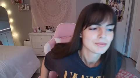 Snapshot of princesselysia99 chatting on 8, 10, 2025 Princess Elysia online show from 8, 10, 2025