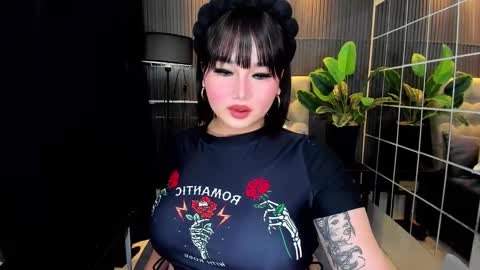 Snapshot of princesshugecummer chatting on 17, 2, 2025 Astrid Ley online show from 17, 2, 2025