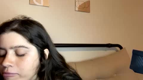 Snapshot of princesslaylaa chatting on 14, 1, 2025 princessviccxo online show from 14, 1, 2025