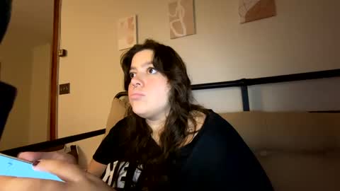 Snapshot of princesslaylaa chatting on 11, 10, 2025 princessviccxo online show from 11, 10, 2025