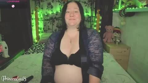 Lux Alot Luxi online show from 26, 5, 2026