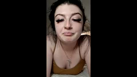 princessnunya online show from 9, 1, 2026