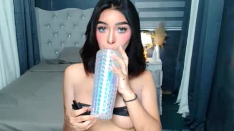 Love online show from 2, 10, 2025