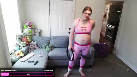 PuppyAshley online show from 27, 7, 2026