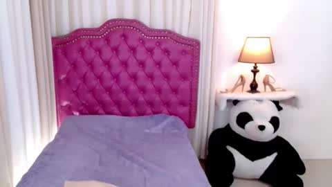 princessyanzy1 online show from 26, 11, 2025